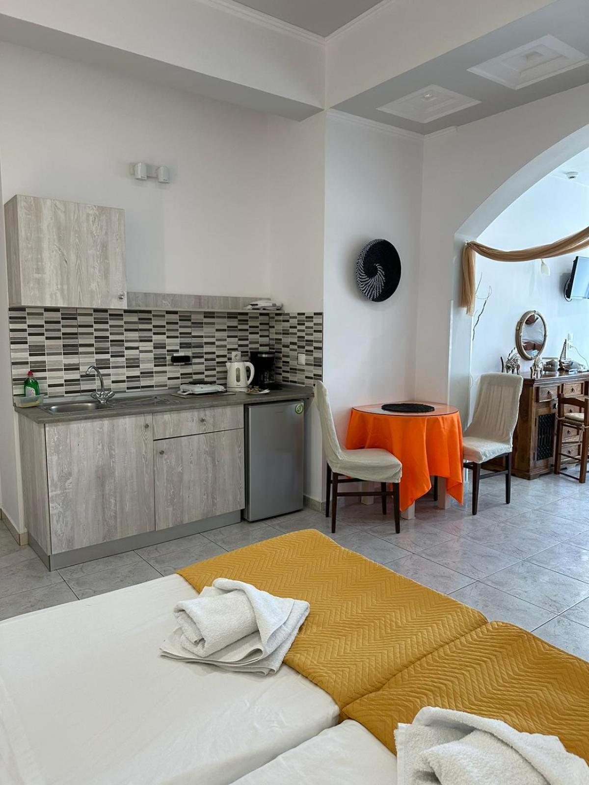 Apollonio Suites & Rooms Faliraki Rhodes 客房 照片