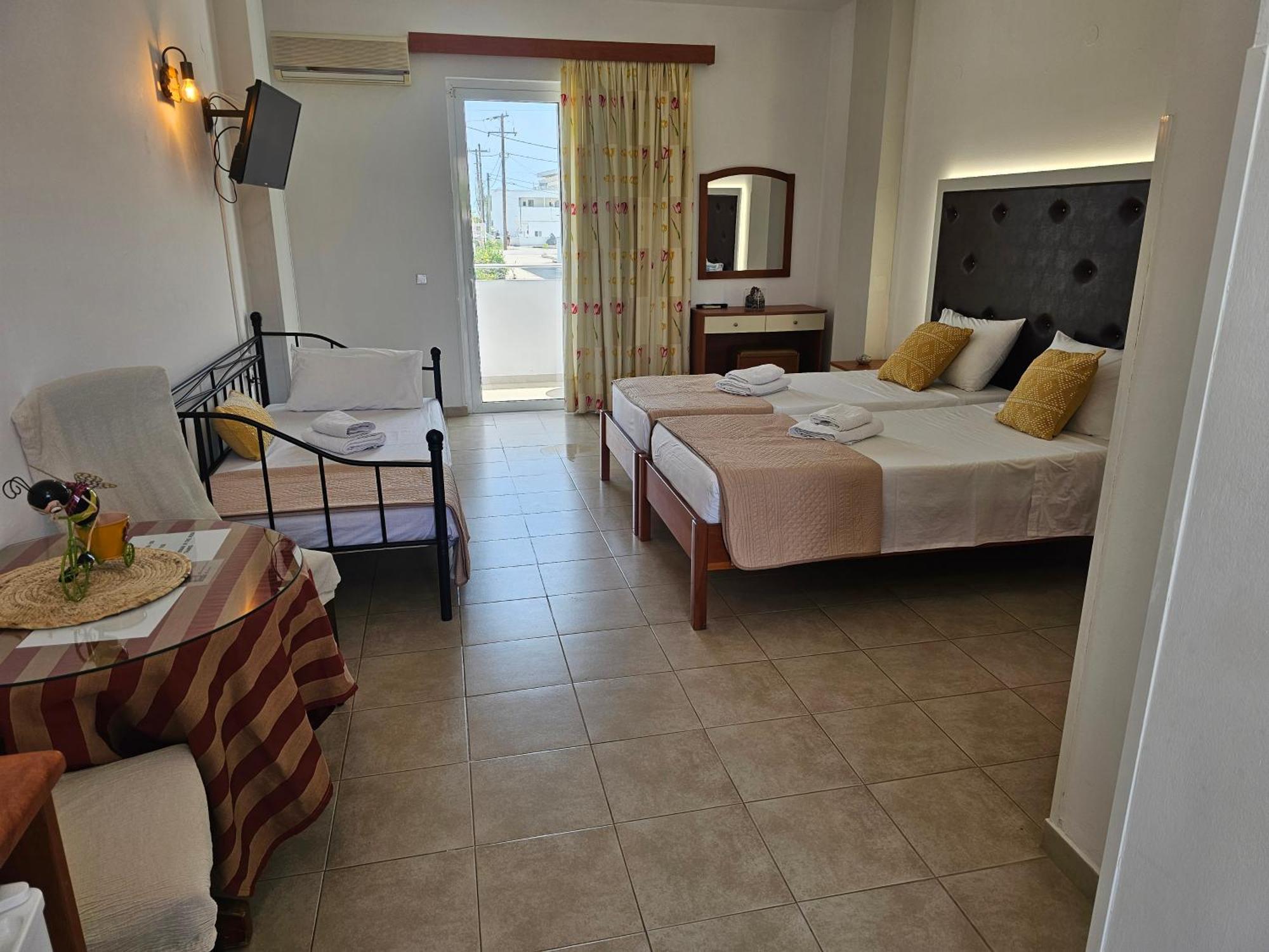 Apollonio Suites & Rooms Faliraki Rhodes 客房 照片